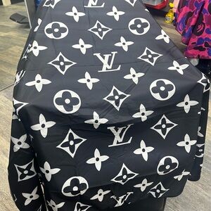 Barber Capes, Stylist Capes, Hair Capes, Shampoo, Barber School, FAST SHIPPING